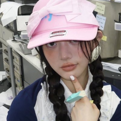 5herish's profile picture. #민주’s gf