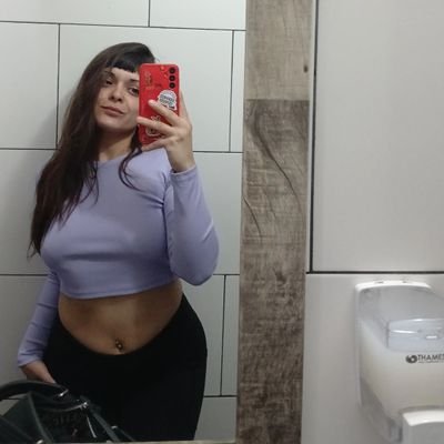 Antosarasolaa's profile picture. Welcome 

🍒