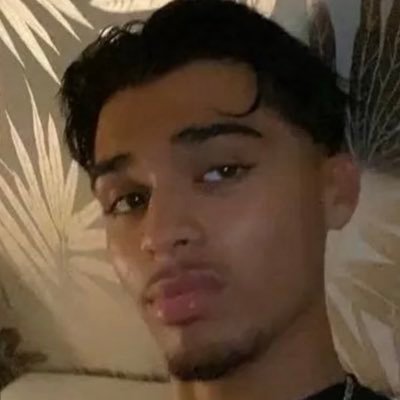 Dany7927's profile picture. Venez nude