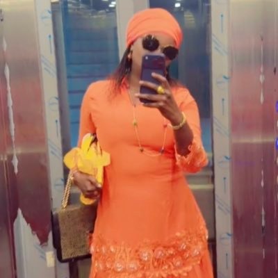 FatimaNdiathie's profile picture. La probité et la justice font la sûreté de la société. 
La bonté et la bienfaisance en font l'utilité. 
La douceur et la politesse en font l'agrément.