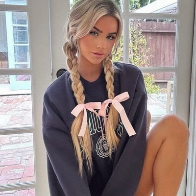 Barbiesmith_'s profile picture. Matt Hermanoᰔᩚ