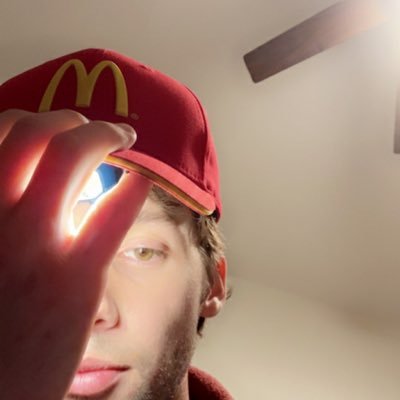 skrattles's profile picture. Musician / Carpenter 🤓 🔥 Blockchain explorer Choose greatness and love ✌️