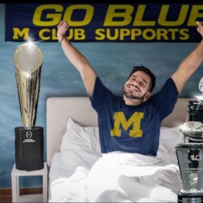 WolverineEnjyr8's profile picture. 〽️ Proud Wolverine. Ducks. Chiclets. USA!