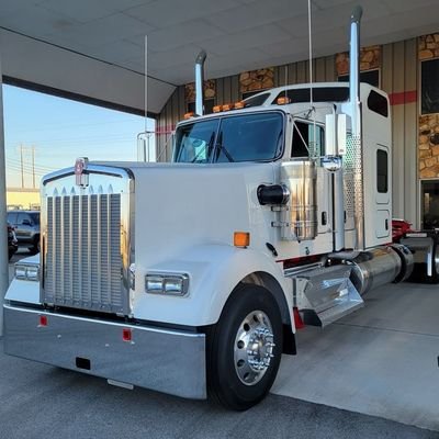 MarkIndeli42210's profile picture. TRUCK SALES AND RENTAL