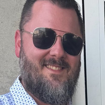 keeganlanier's profile picture. I ❤️ tech that intersects with business. @pressedjuicery X @redefinedcreate