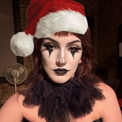 atrophicbtrfly's profile picture. 🇵🇸 i don't sell content 🖤