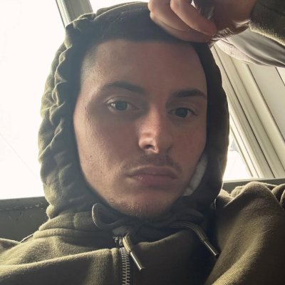 Jenni1Dylan's profile picture. A curation of the best branding insights to level up your business