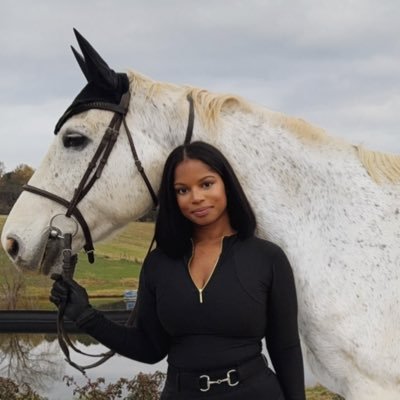 1DanielleHolmes's profile picture. Manifest & Chill IG: daniellleholmes (3L’s)