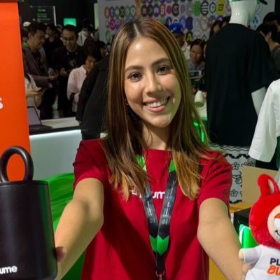 rnicrosofti's profile picture. 