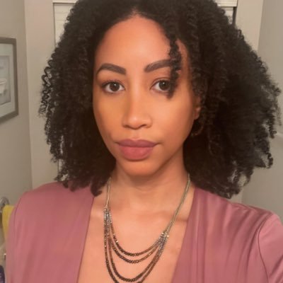 HenriettaSnacks's profile picture. Same Energy Advocate | Supporter of education and empowerment 🙏🏽