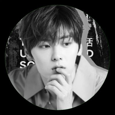 cptimvshwang's profile picture. 황 민현 𝑹𝒐𝒍𝒆𝒑𝒍𝒂𝒚𝒆𝒓, 1995