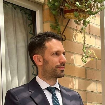 juanandresmisle's profile picture. Latin Americanist | Migration | People-Centered Justice | Social Movements | M.A. @ElliottSchoolGW | @venecopodcast 🇻🇪  | Views my own 🌹