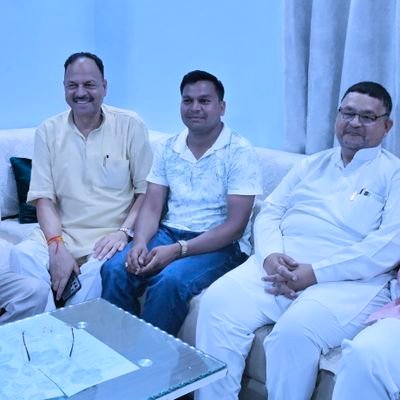 nandkishore9232's profile picture. ॐ कृष्णाय वासुदेवाय हरये परमात्मने ,
       
प्रणत: क्लेशनाशाय गोविंदाय नमो नमः।।