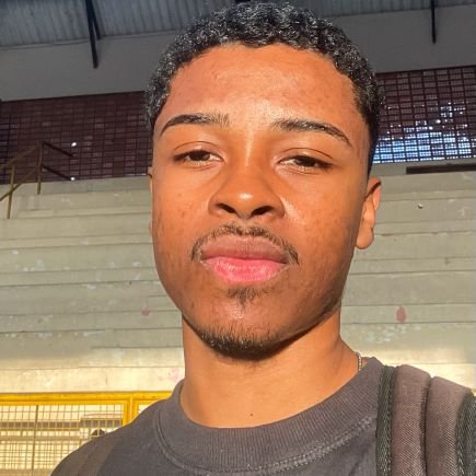 crfsamuel_'s profile picture. mengo.