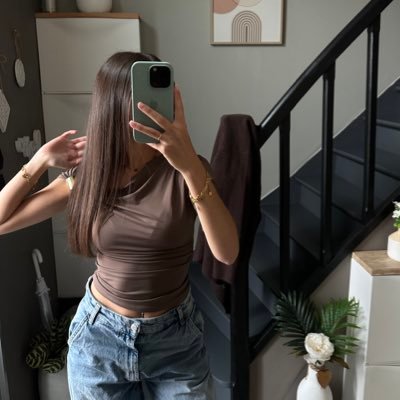 emjoks's profile picture. 