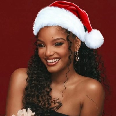 rwyleric's profile picture. ˙ ˖ 𖥔 #HALLEBAILEY — angels make a way somehow ✧ halle x27 ✧ rachel x21 ✧ chloe x7 ✧ cynthia x1 ⋆ ˚ 🪽