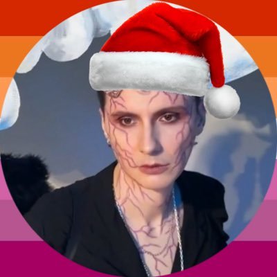 witchymythos's profile picture. disaster lesbian / i have many thoughts about music, movies and literature / phannie / always for a free palestine 🇵🇸