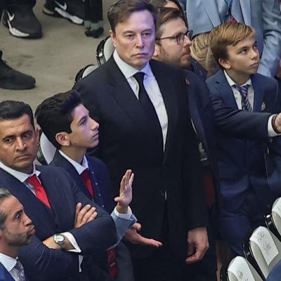 Parodykai575667's profile picture. Son of the guy trying to make life multi-planetary. Innovator in training | Future Tesla driver | SpaceX dreamer 🌍🚀