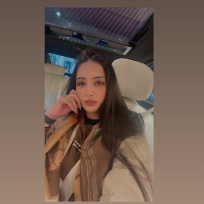 wedjuh's profile picture. ✍🏻كاتبة رأي ،امرأة قارئة امرأة كاتبة امرأة تملك عقل باحث عن المعرفة #السعودية_العظمى موطن الحب والأمان 🇸🇦♥️🇬🇧#لندن سيدة المدن