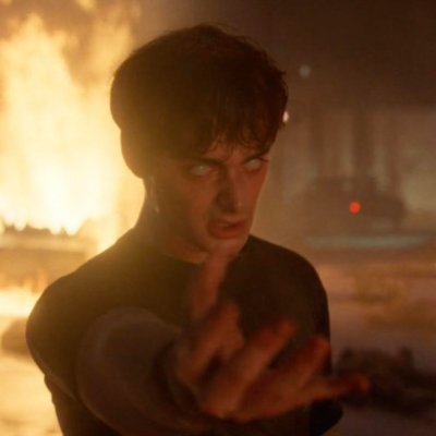 nlsonsprings's profile picture. #CHARLIESPRING: holy shit byler is real