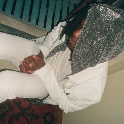 blingbloa's profile picture. fuck everybody