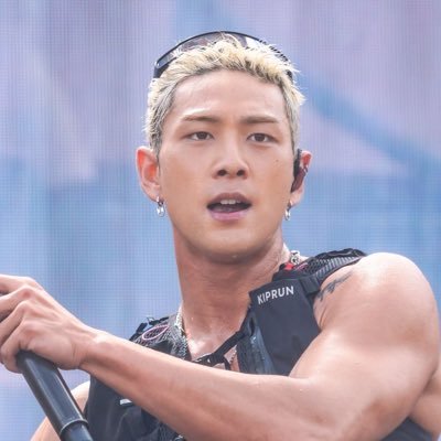 jnsm_02's profile picture. SIMON: MDNI. THE LEADER