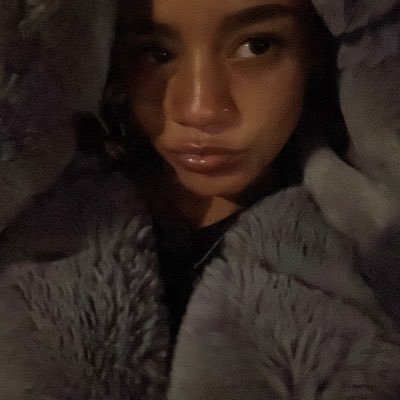 wavyteya's profile picture. 🇳🇬  I was rich before the $