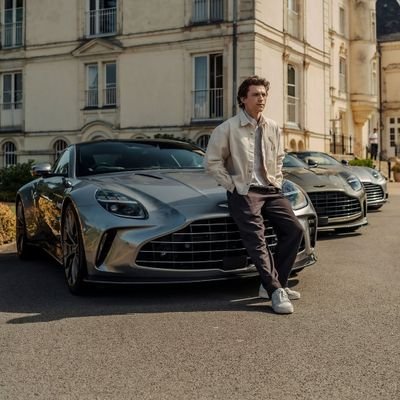 wallstreetjet's profile picture. not advise to buy or sell