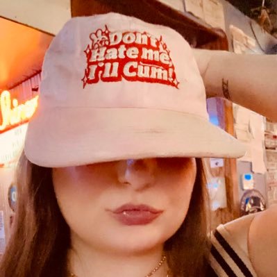 badder_buckets's profile picture. like @indybuckets but worse