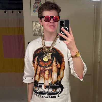 jamesduluth's profile picture. 