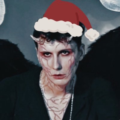 dnpstardust's profile picture. Hannah | 32 | She/her | “Phil was my safe space, you know, you were my first boyfriend.” | Hugged Dan and Phil 10/17/24 💕