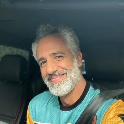 ThomasWesl80330's profile picture. 