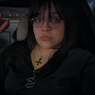 aiyana_ugh's profile picture. i live so i love