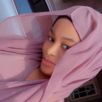 _Ummitha's profile picture. BNSc/FTN/ 👩‍⚕️💉”Founder of Layali_Scent, Arabic-inspired oil perfumes ✨ https://t.co/qlb2YUTWGo,layaliscent33@gmail.com