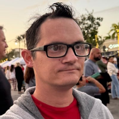 QuinnTorrence1's profile picture. | Life's too short make the most of it | - Syndicate