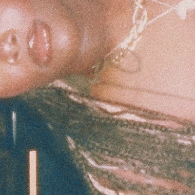 uxuxubis's profile picture. Pars du principe que tout ce que je dis ici est faux