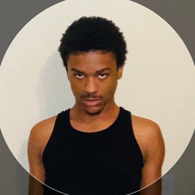 iamriquob's profile picture. ˗ˏˋ ✶ ˎˊ˗