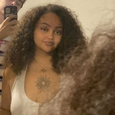 isthismila's profile picture. abubublé