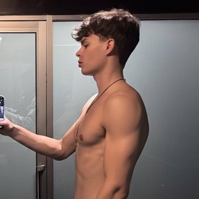 ELLINUTS's profile picture. https://t.co/t4unP8pwKR 🔗$5 (No PPV)