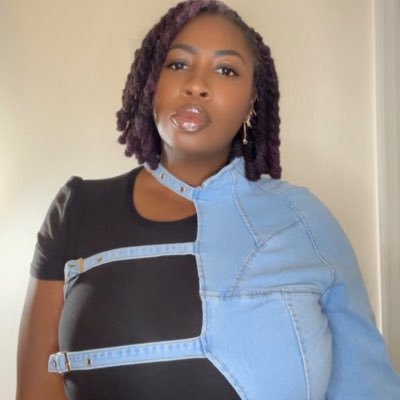 justang912's profile picture. Black Social Worker. #SSUAlumna #UWFAlumma  I'm with the Poodles. 🐩💙💛 #1922