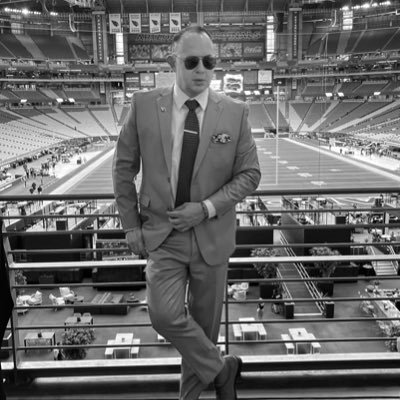 LuisArturoNews's profile picture. 🎙 Radio Play-by-Play @AZCardenales 🇲🇽 mexicano en la NFL 🏆 Emmy Award Winner | 📰 News Leader 🌍 Aventurero | 🏇 Velocidad máxima