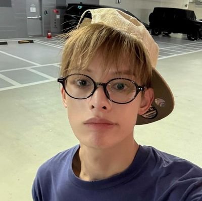 jemskiteez's profile picture. 