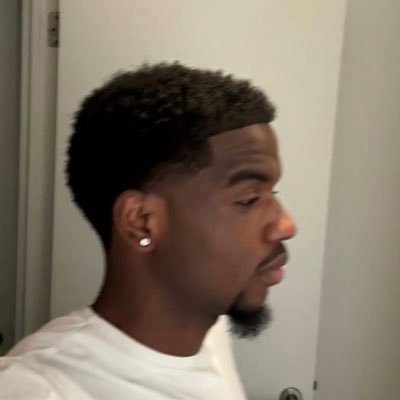 zeromala_'s profile picture. Realest, amen.