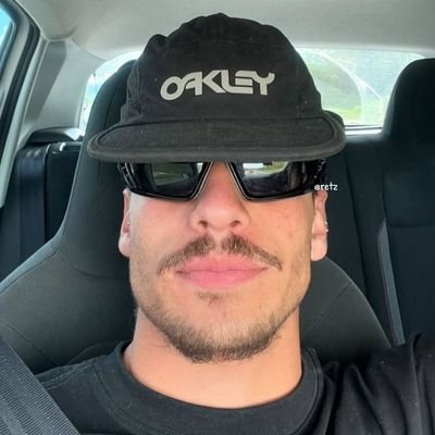 luancomentss's profile picture. @Flamengo | não prometo coerência.