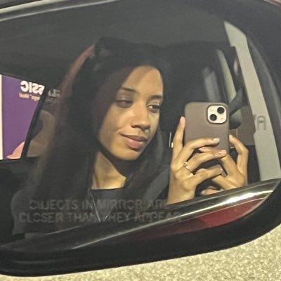 chronicallyavab's profile picture. digital diary 📓‧₊˚✩彡