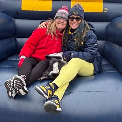 mkgoblue's profile picture. 〽️ fan since the Bo & Woody days! Don’t talk sh*t to me if you don’t know who Captain Kangaroo is 💯#RetLEO  #MentalHealth #Ally✊ #OnePride #GoBlue #NoPolitics