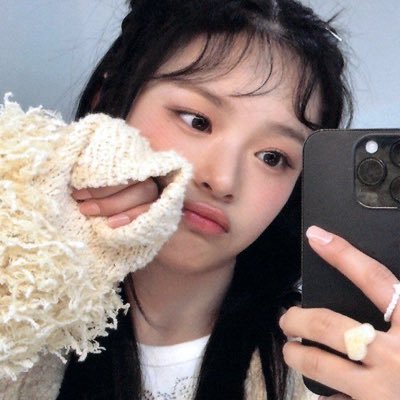 hyirune's profile picture. 