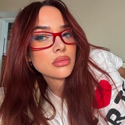 heyitsmikbrent's profile picture. 