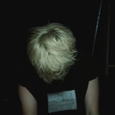 DEVDBlRDS's profile picture. 𝙈𝙖𝙮𝙗𝙚 𝙄’𝙢 𝙖 𝙎𝙤𝙪𝙡𝙨𝙪𝙘𝙠𝙚𝙧, 𝘽𝙪𝙩 𝙮𝙤𝙪’𝙧𝙚 𝙟𝙪𝙨𝙩 𝙖 𝙎𝙩𝙖𝙧𝙛𝙪𝙘𝙠𝙚𝙧 @Dyingstcrs