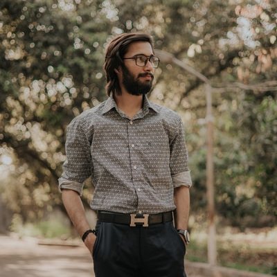 fx__fxltinojyo's profile picture. FXだけで生活できるようになってから8年・毎日一人旅をしながら自分探しをしています/受け取る側から知識を授ける側へ/私の知識のすべてをみなさんに渡していきます/日経新聞からの取材経験あり #ゴールド #ドル円 #ポンド円 ショート専門 キーワード.